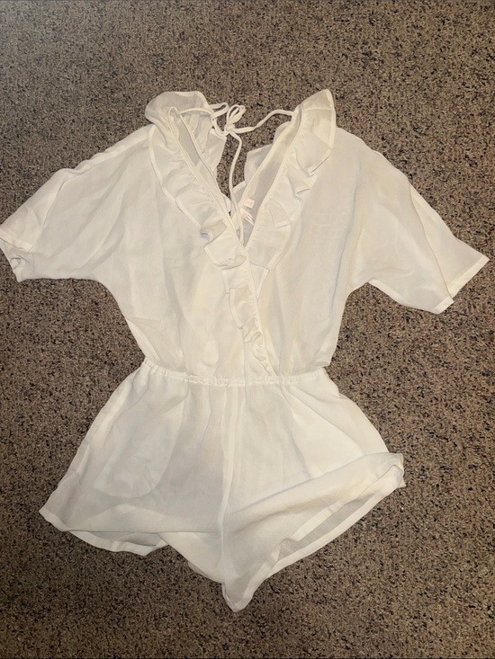 LC Lauren Conrad Other - White Ruffle V-Neck Romper - Swim cover up romper
